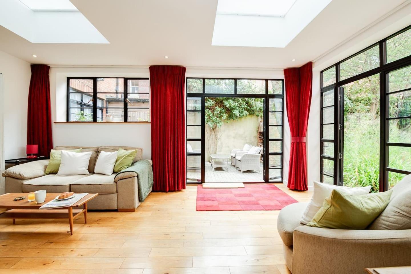 Wildflower Garden Apartment