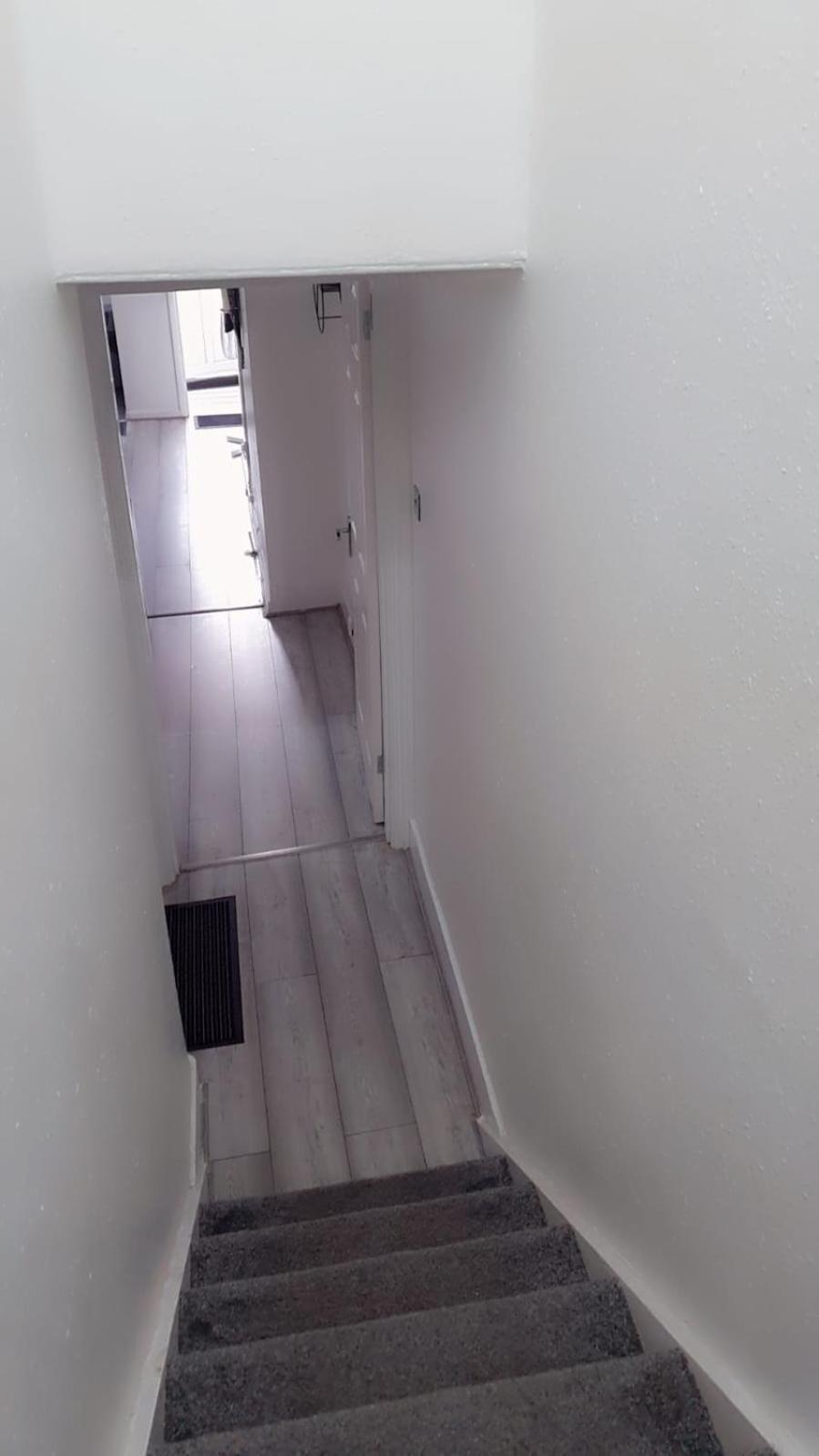 Apartment 2 Bed 1st Floor Apartment-own Entrance & Parking Portsmouth