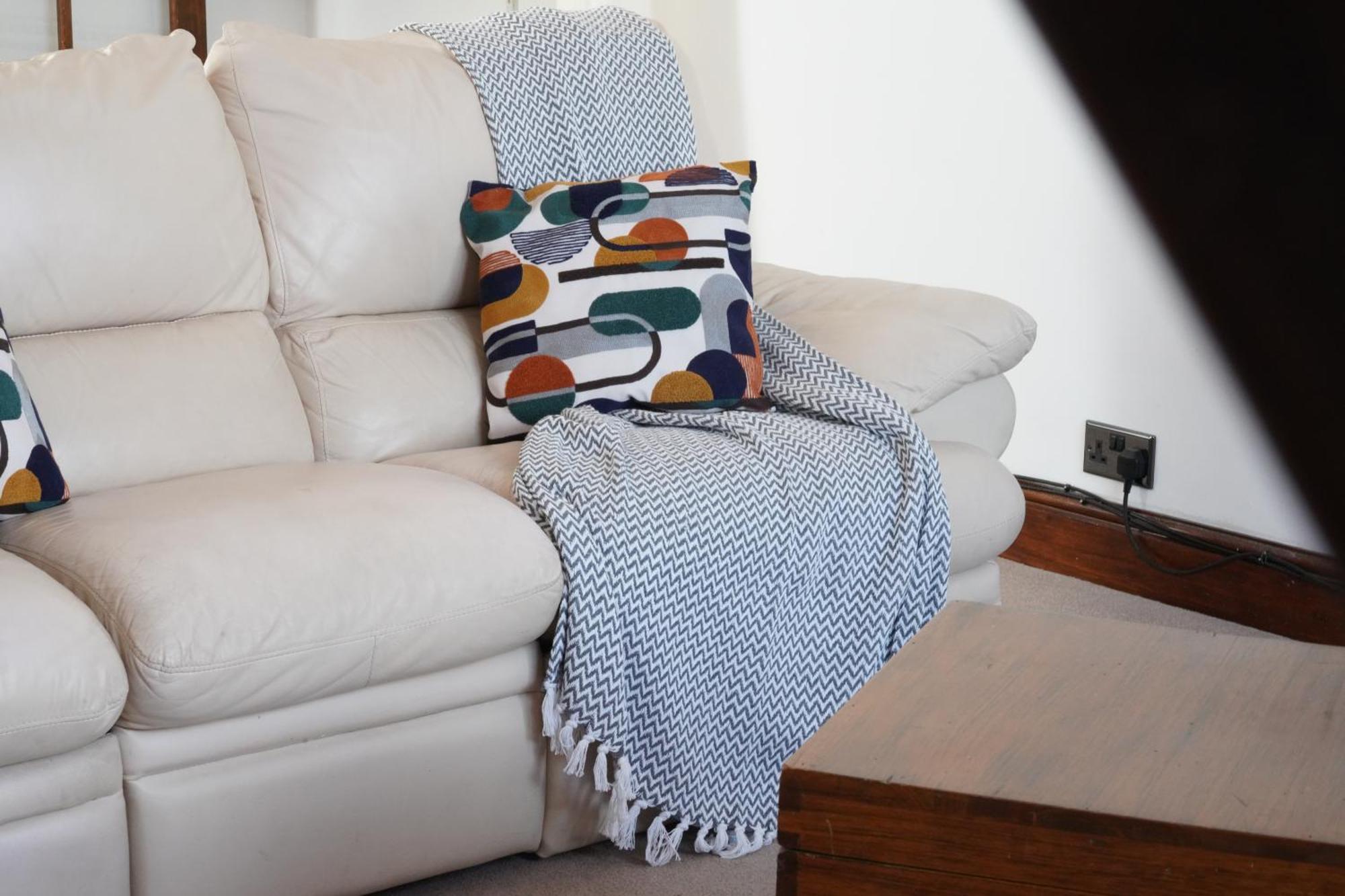 Apartment Spacious 4-bedroom Penthouse Sleeps 8 - Great View And Free Parking Portsmouth