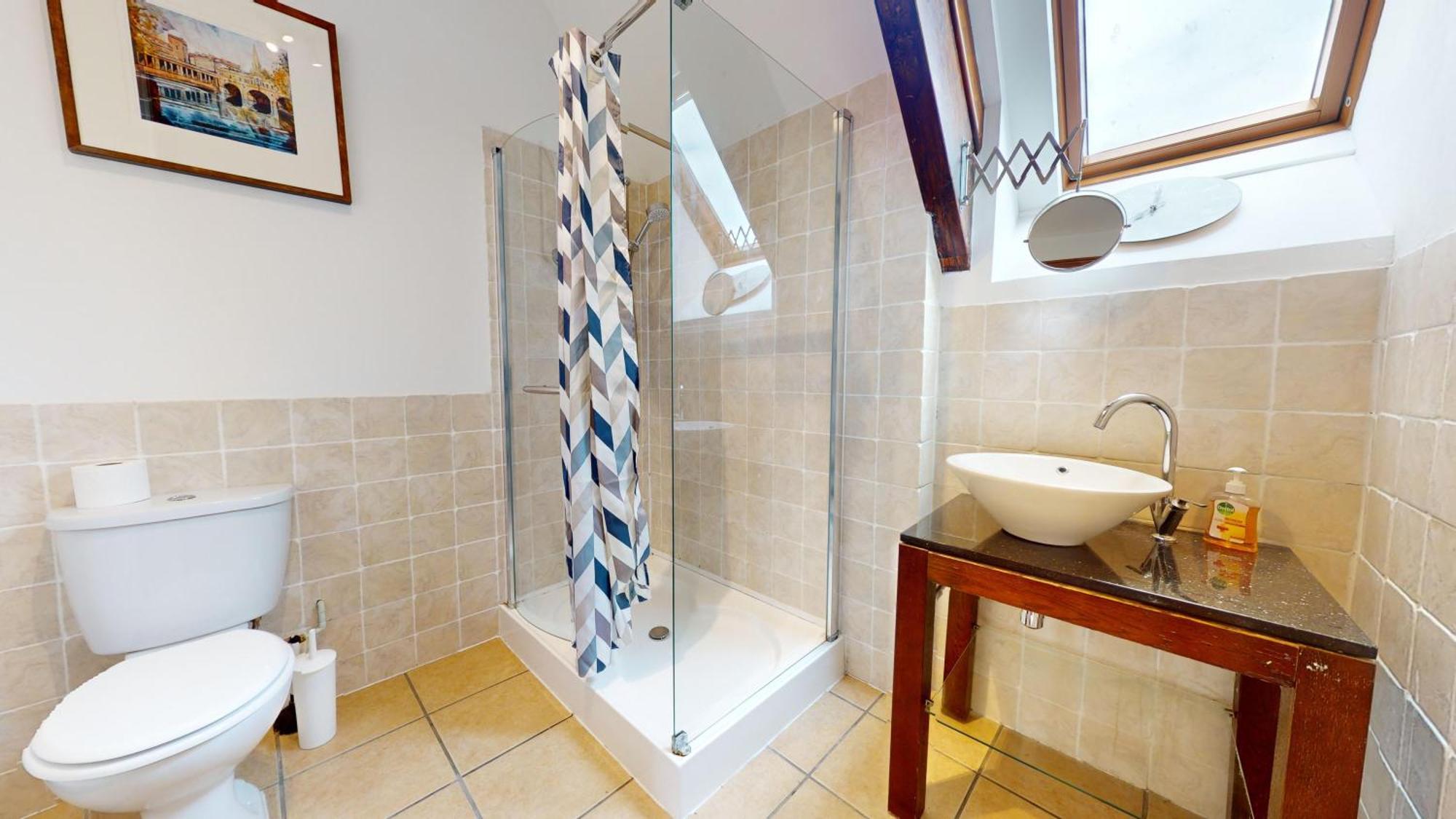 Spacious 4-bedroom Penthouse Sleeps 8 - Great View And Free Parking * Portsmouth