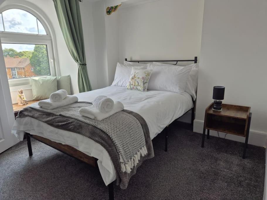 #26c 2 Bed Apartment *