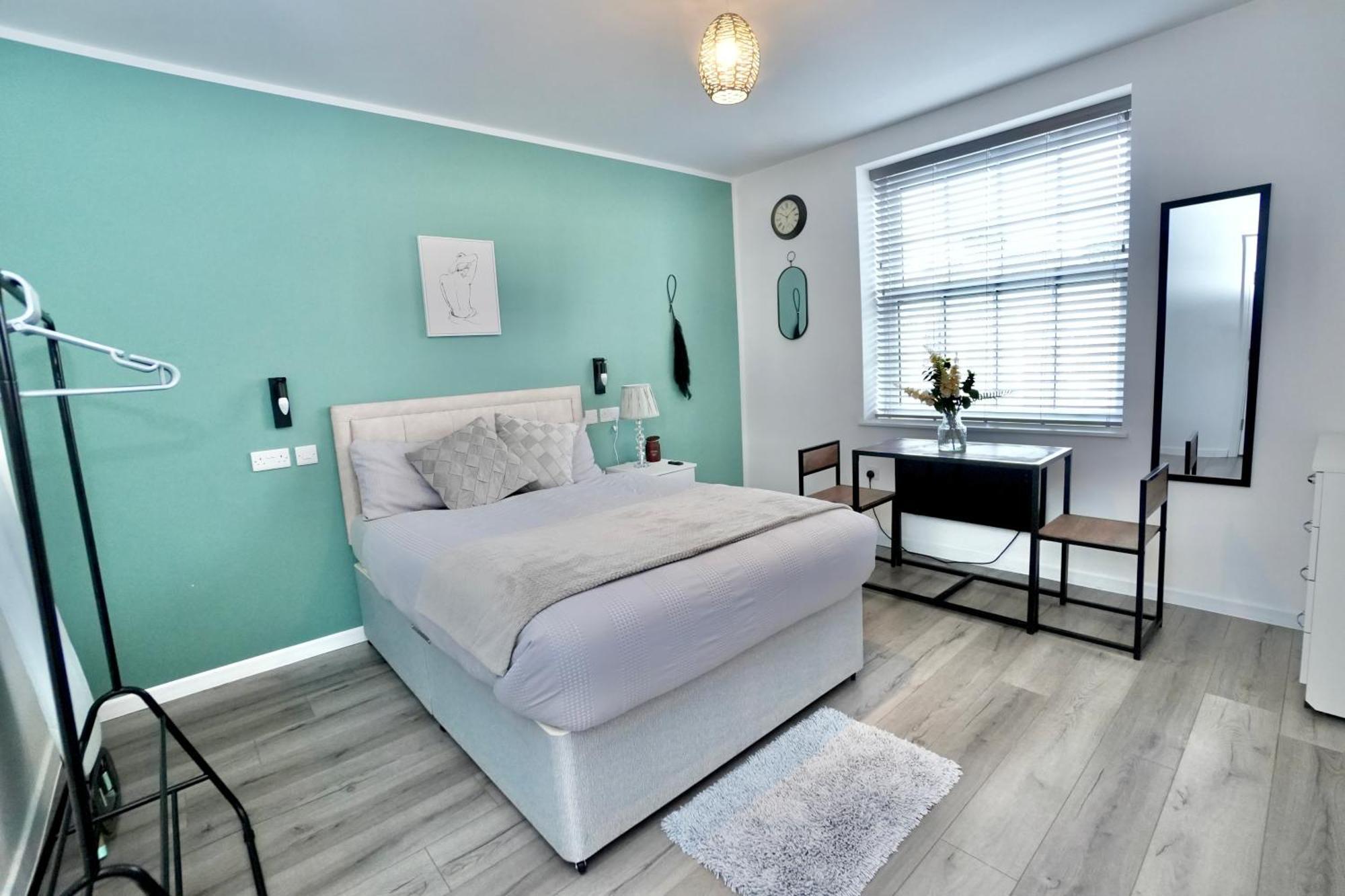 Luxury Flats In Southsea - Free Parking Portsmouth