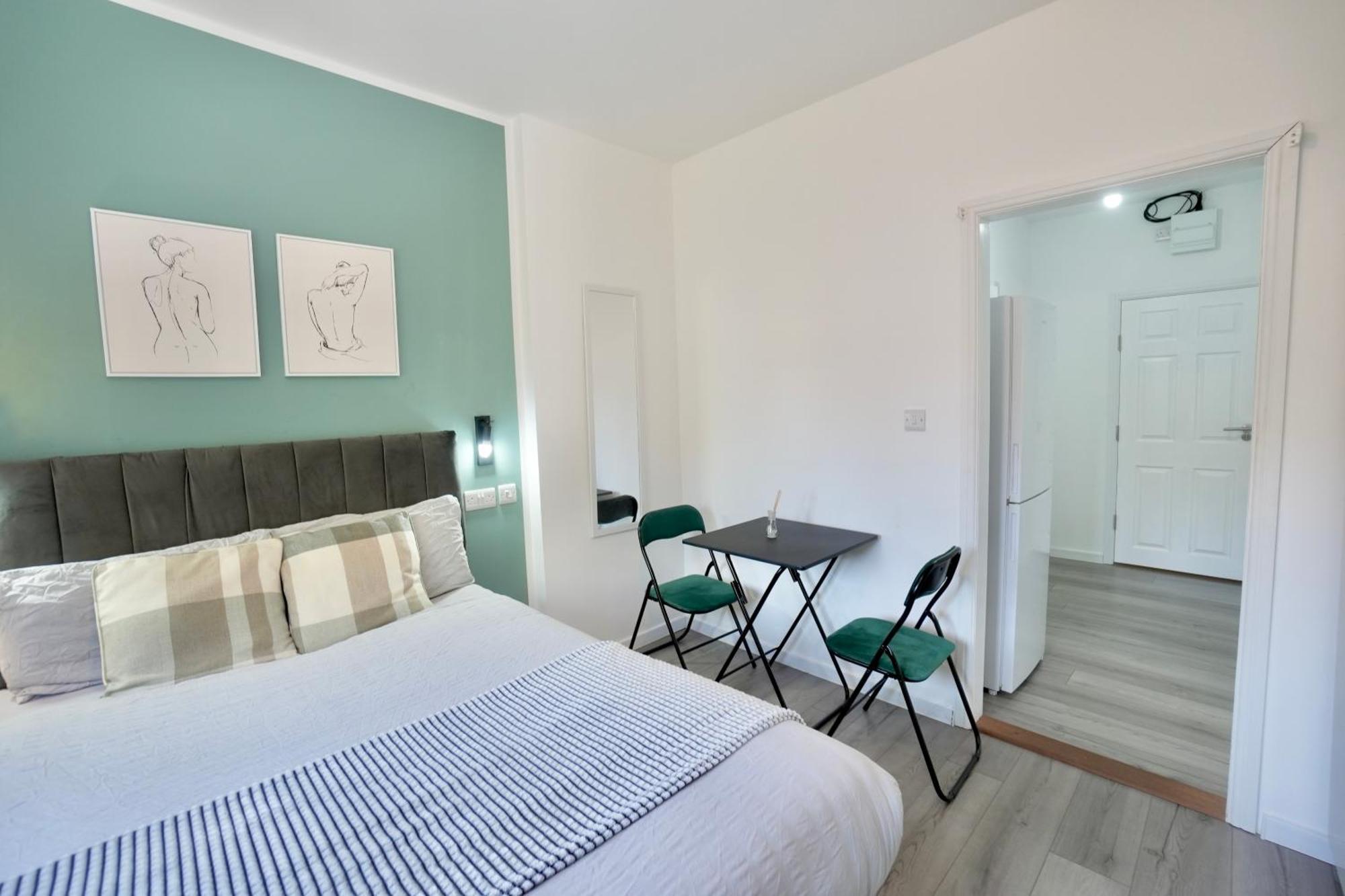 Luxury Flats In Southsea - Free Parking Apartment Portsmouth