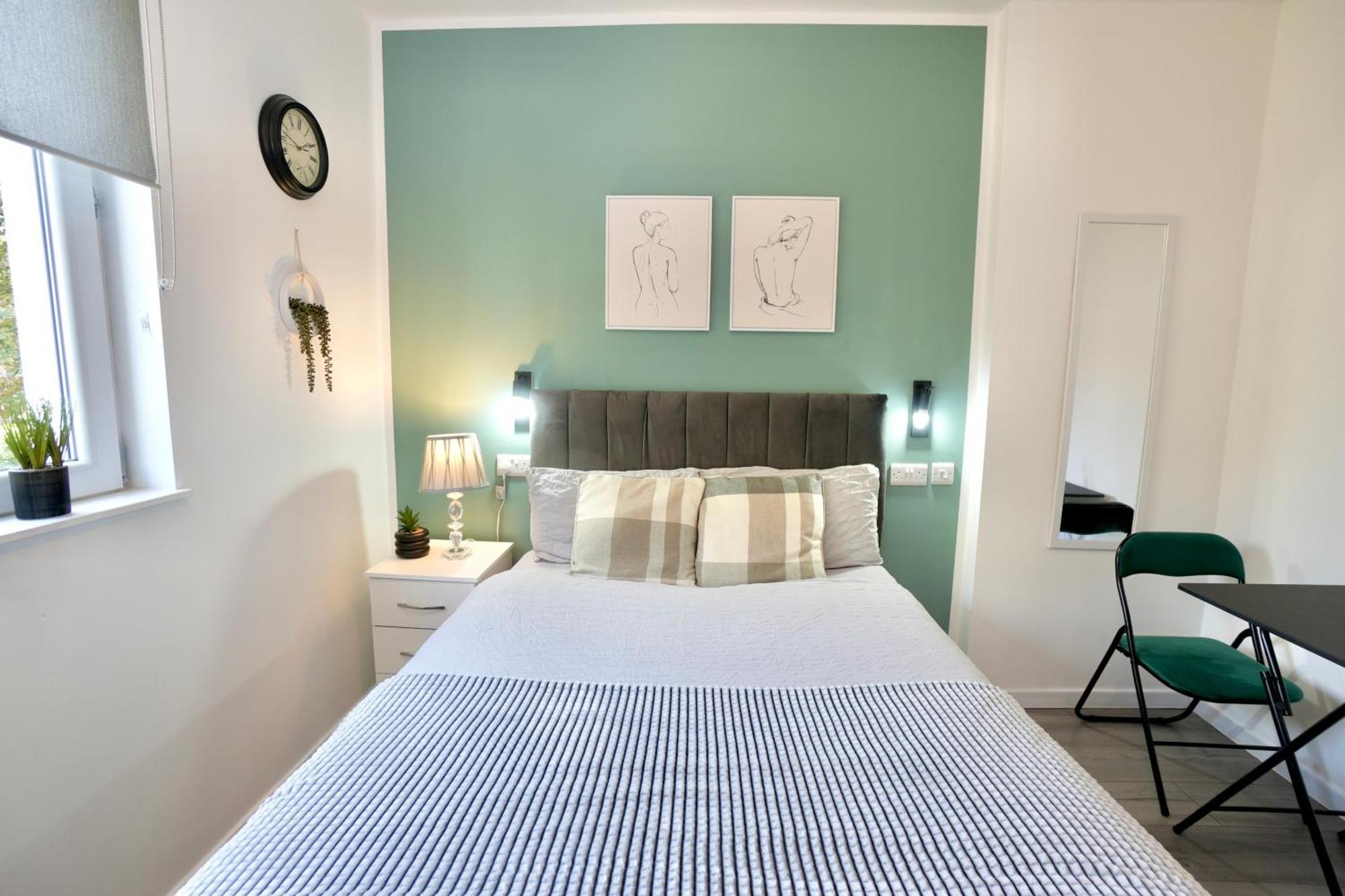 Luxury Flats In Southsea - Free Parking Portsmouth