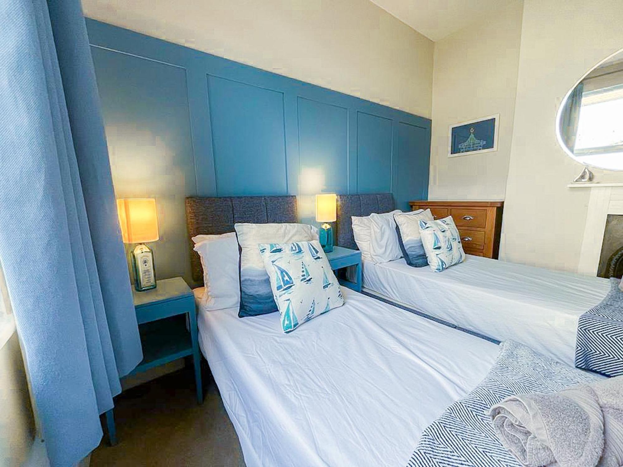 Holiday home Blue Puffin Stays: Spacious 3-bed Townhouse With Free Parking *