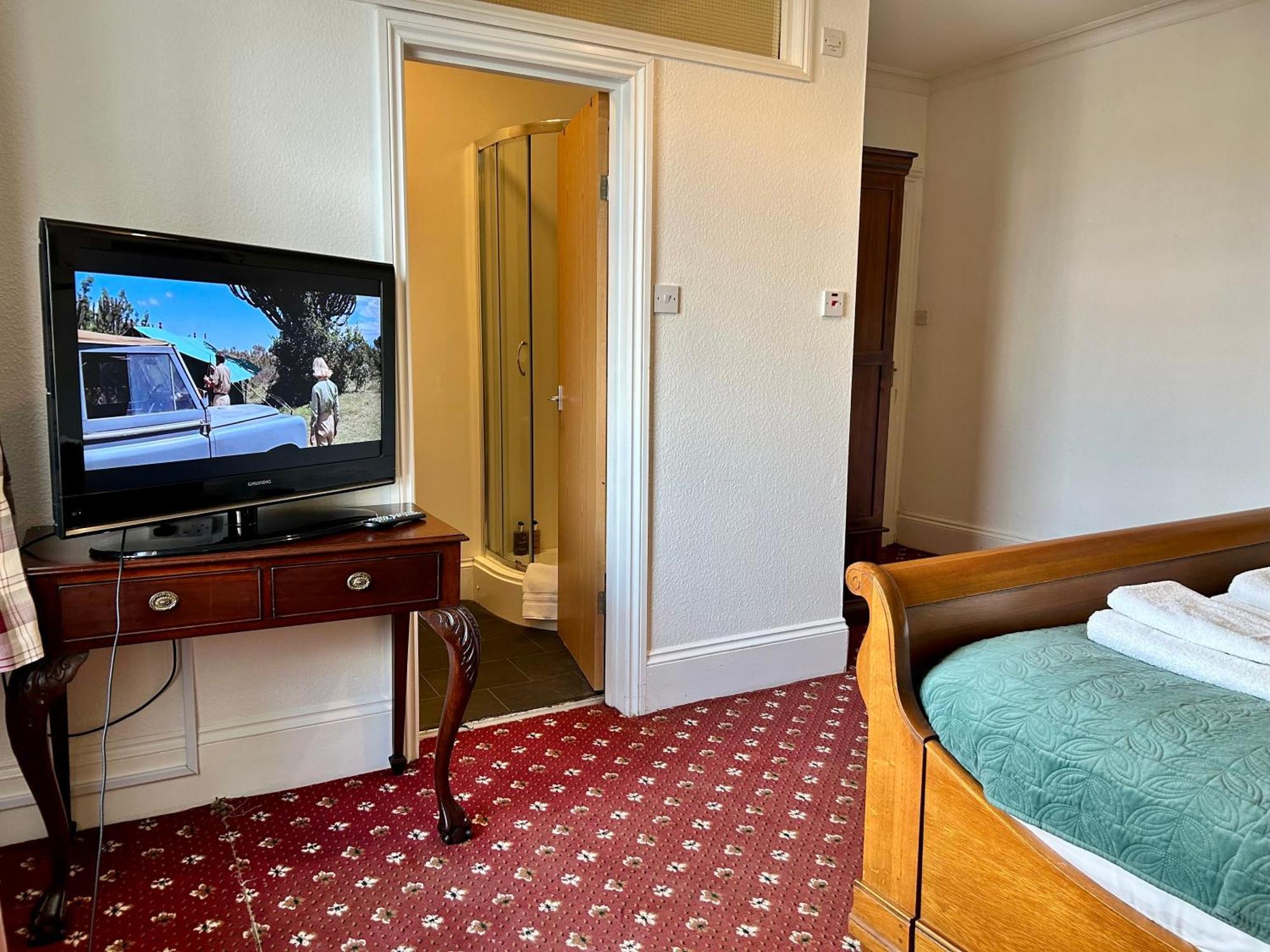 Clarence Quarters Self-catering Aparthotel