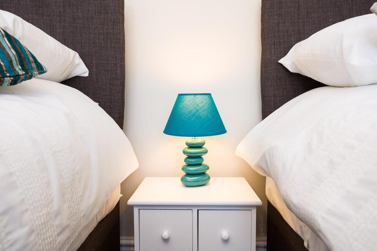 Apartment Stopover At Orchard Light And Cosy *