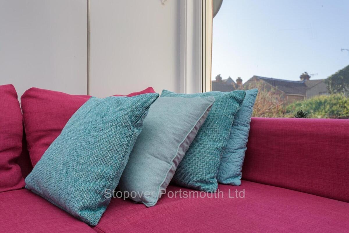 Apartment Stopover At Orchard Light And Cosy