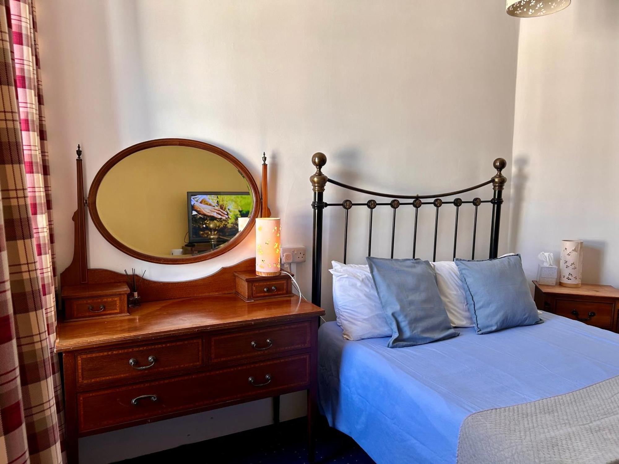 Clarence Quarters Self-catering Aparthotel