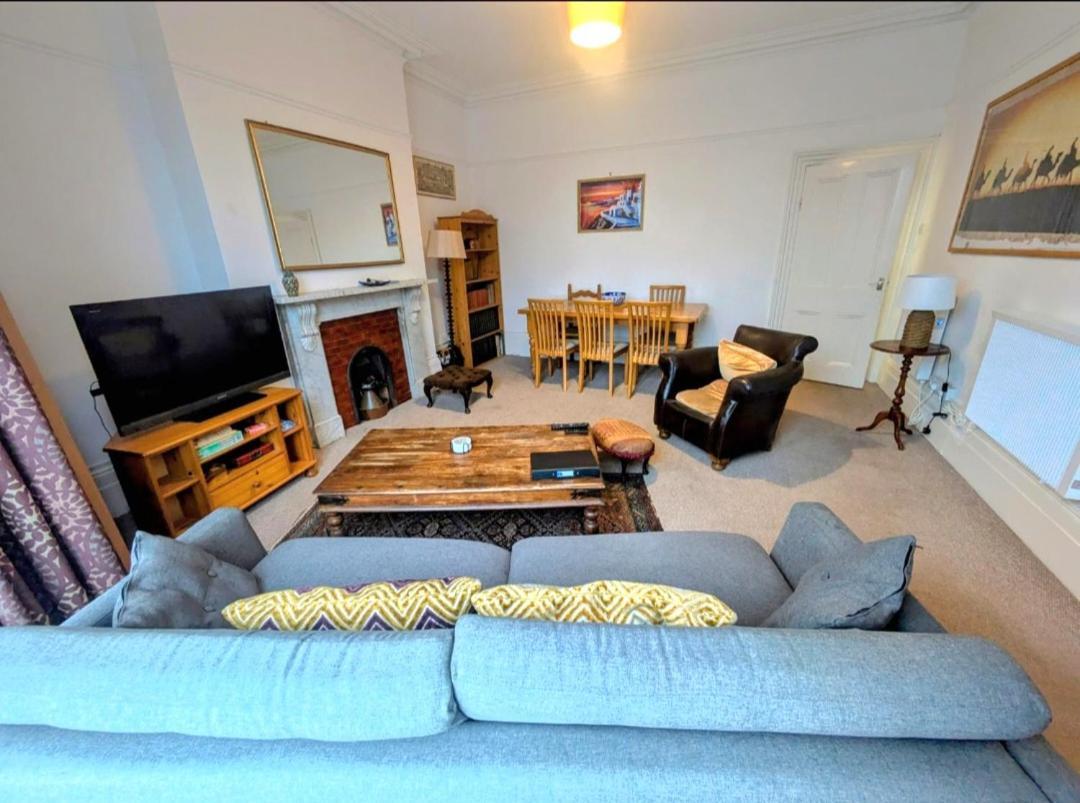 Lennox Apartment