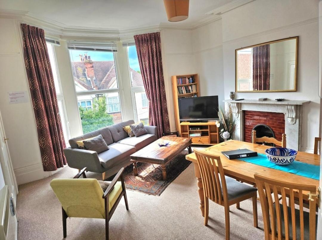 Apartment Lennox