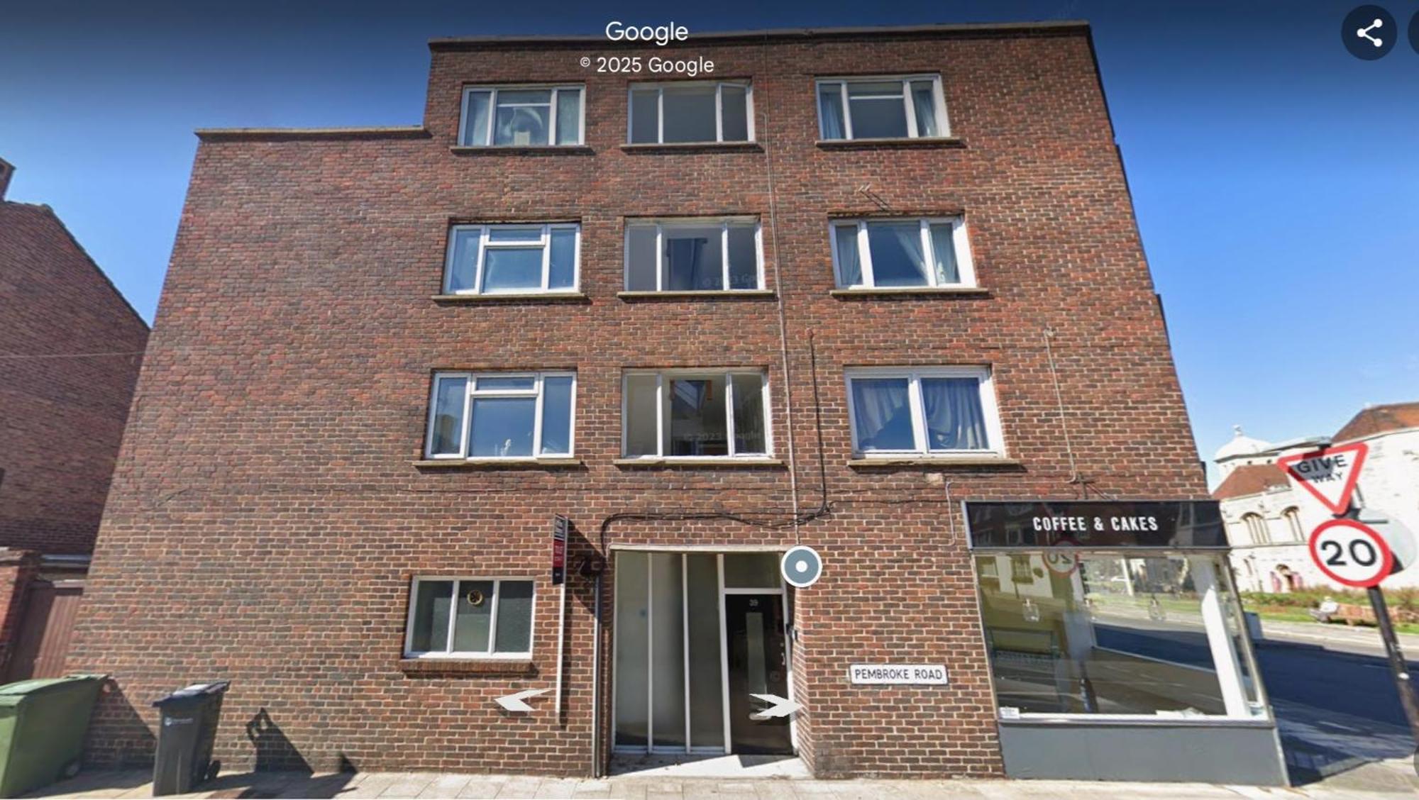Guest house A Cozy In A Well Furnished Close To The Sea Front And Gun Wharf And Land Marks Portsmouth