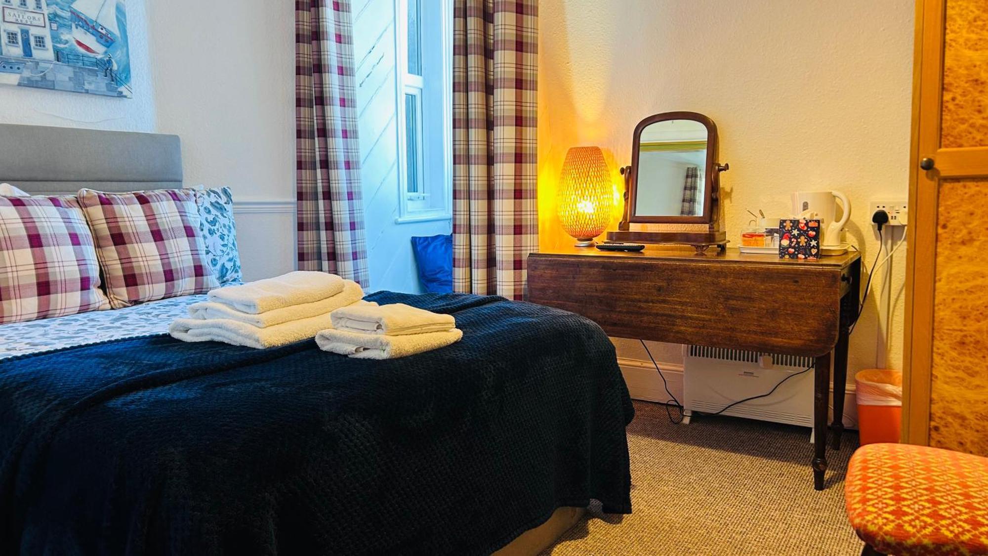 Clarence Quarters Self-catering *