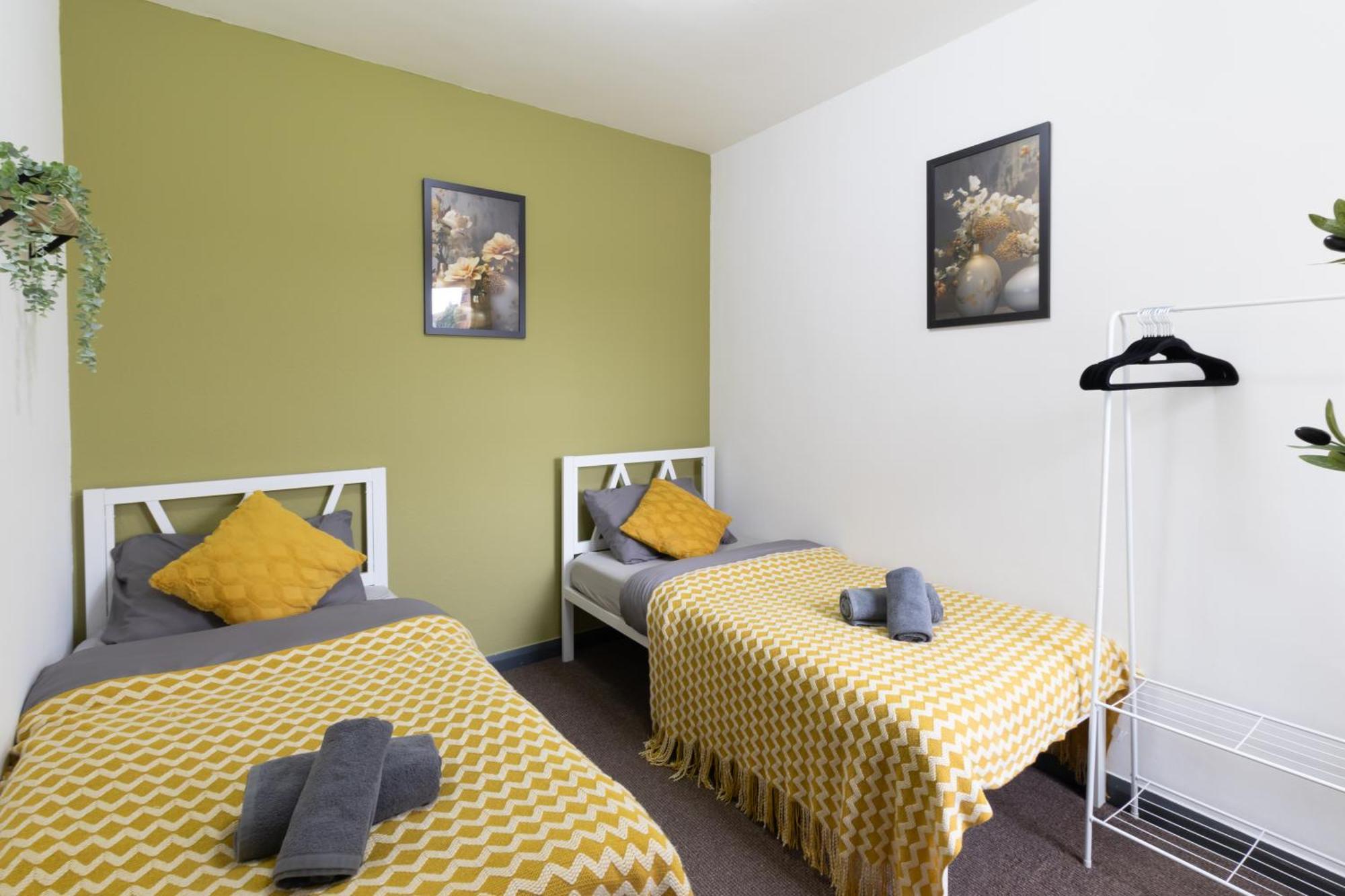 Open Mind Property- Luxury 5-bedroom