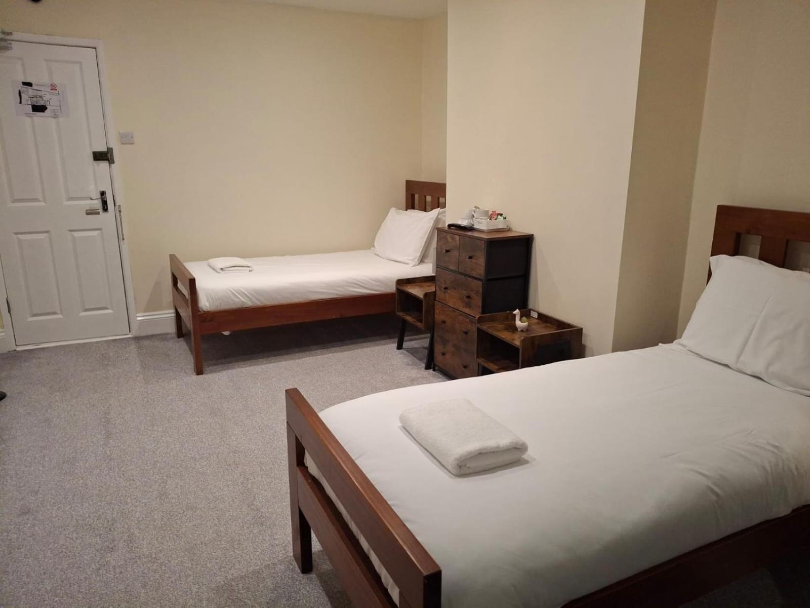 By The Sea, - En With Or Without Sea View Hotel *