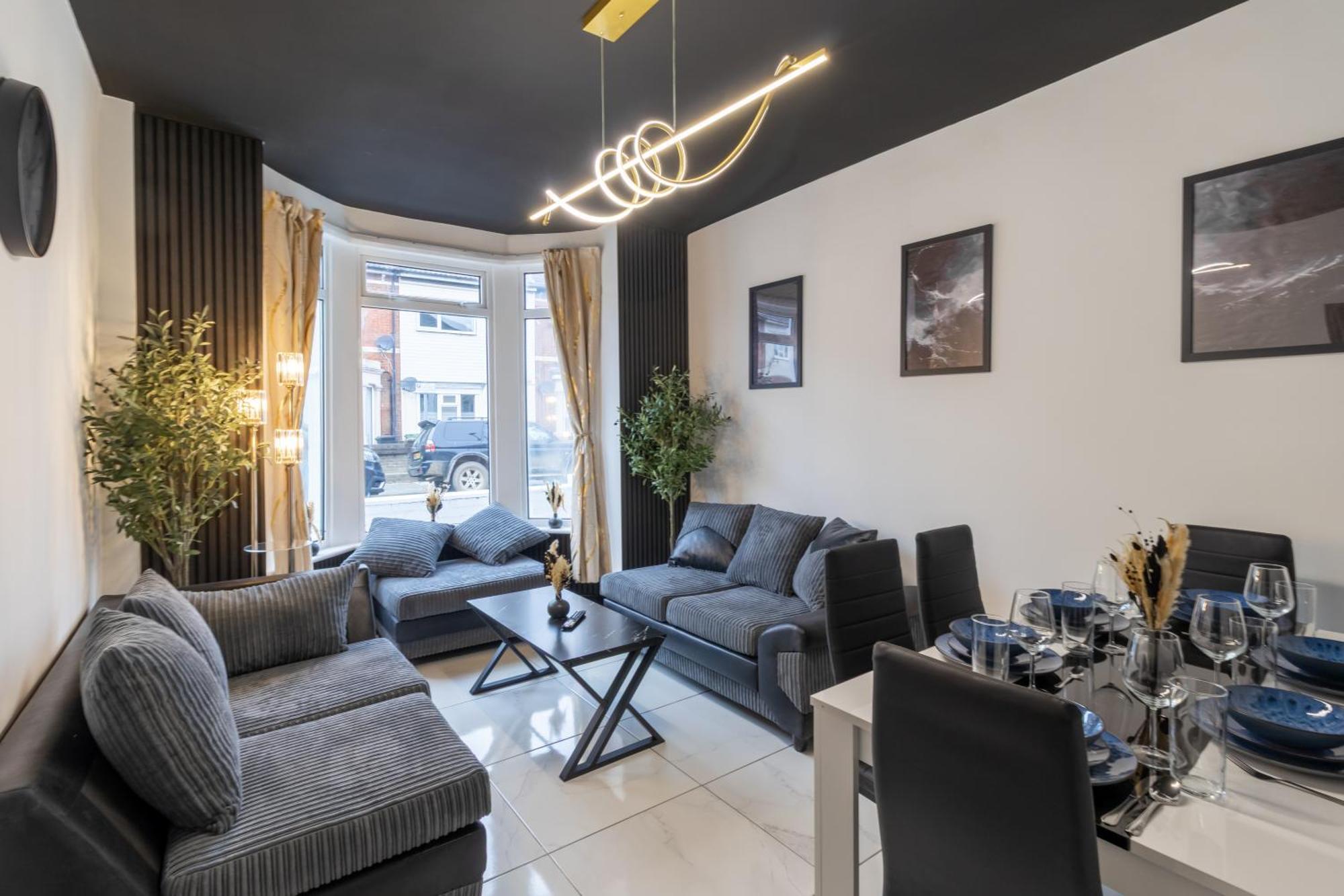 Apartment Open Mind - Hottub,7 Beds & Free Parking *