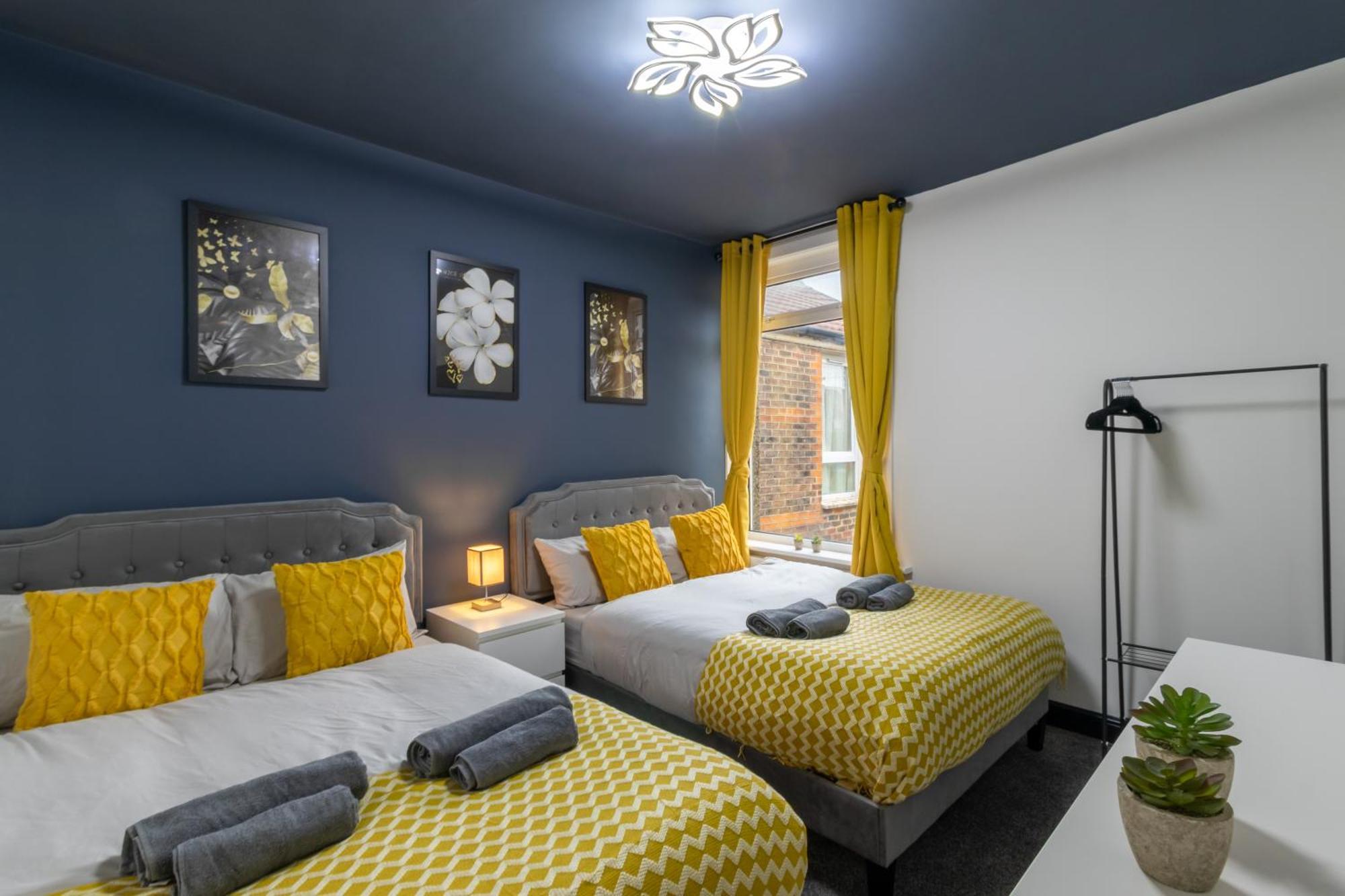Open Mind - Hottub,7 Beds & Free Parking Portsmouth