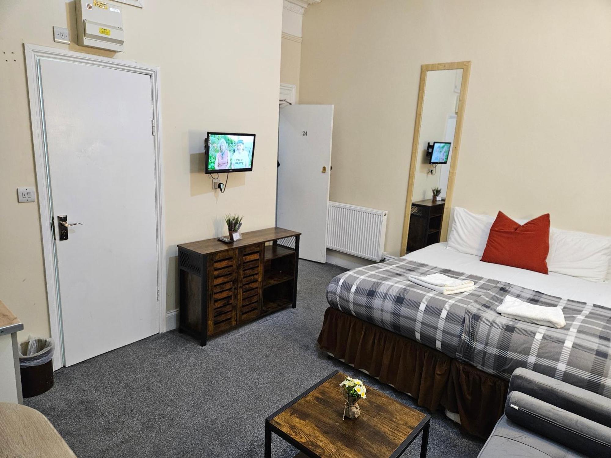 The Green Light House Studio 24 - Free Private Parking Aparthotel Portsmouth
