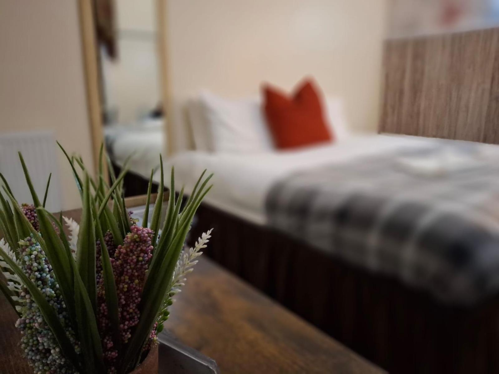 Aparthotel The Green Light House Studio 24 - Free Private Parking Portsmouth