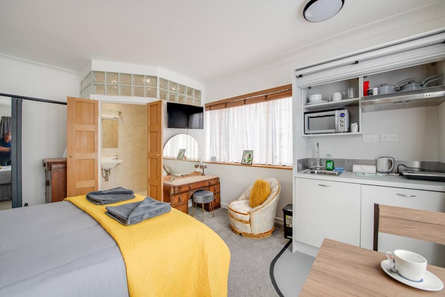 Apartment Ferryman By Places To Be