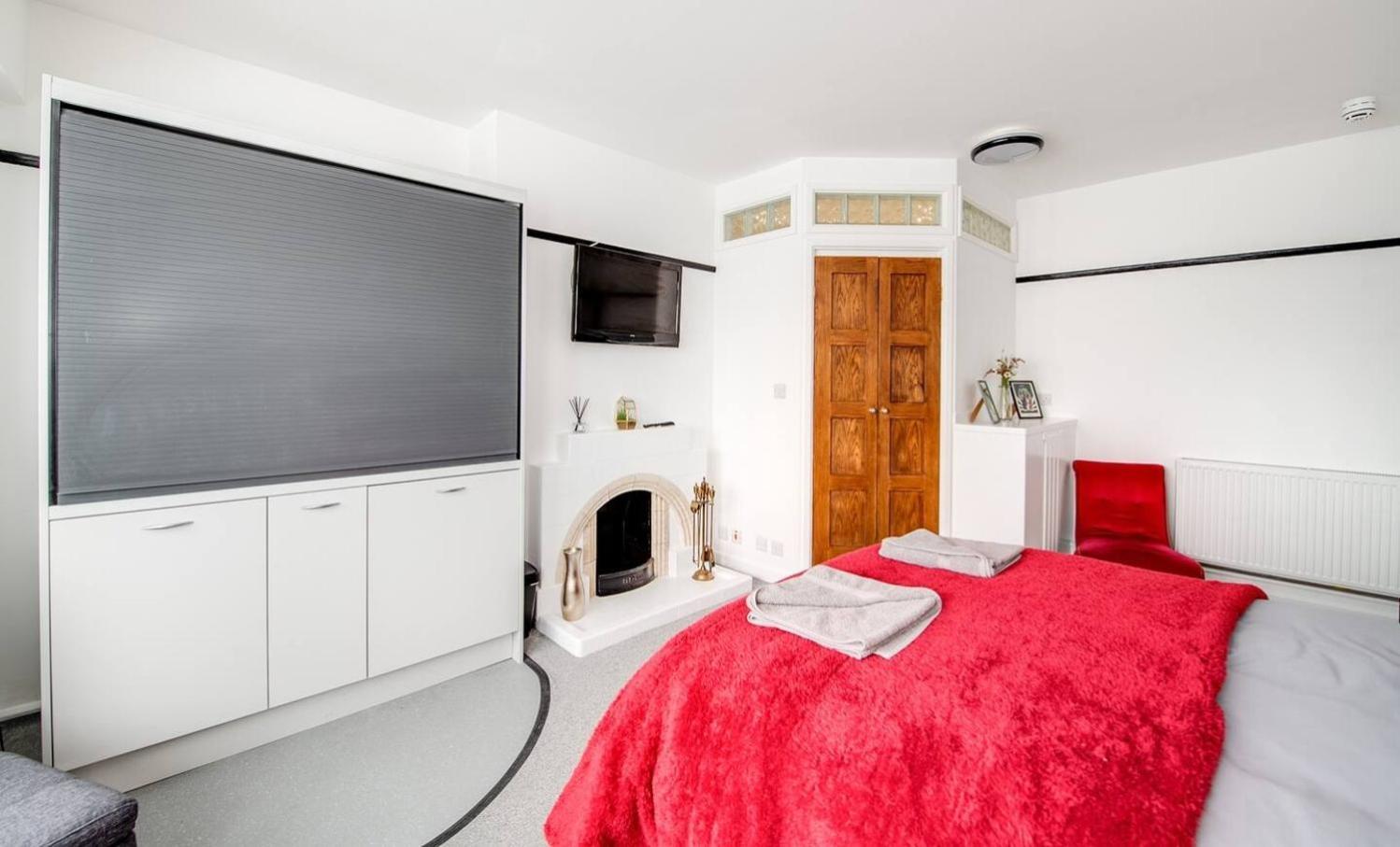 Ferryman By Places To Be Apartment Portsmouth