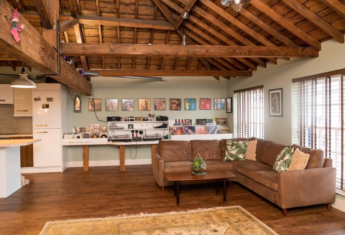 Treadgold Warehouse Penthouse Apartment Portsmouth