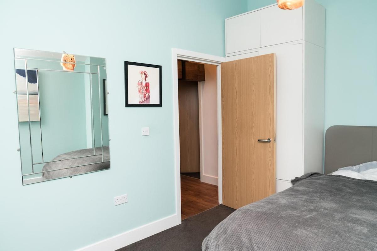 Apartment Treadgold Warehouse Penthouse *