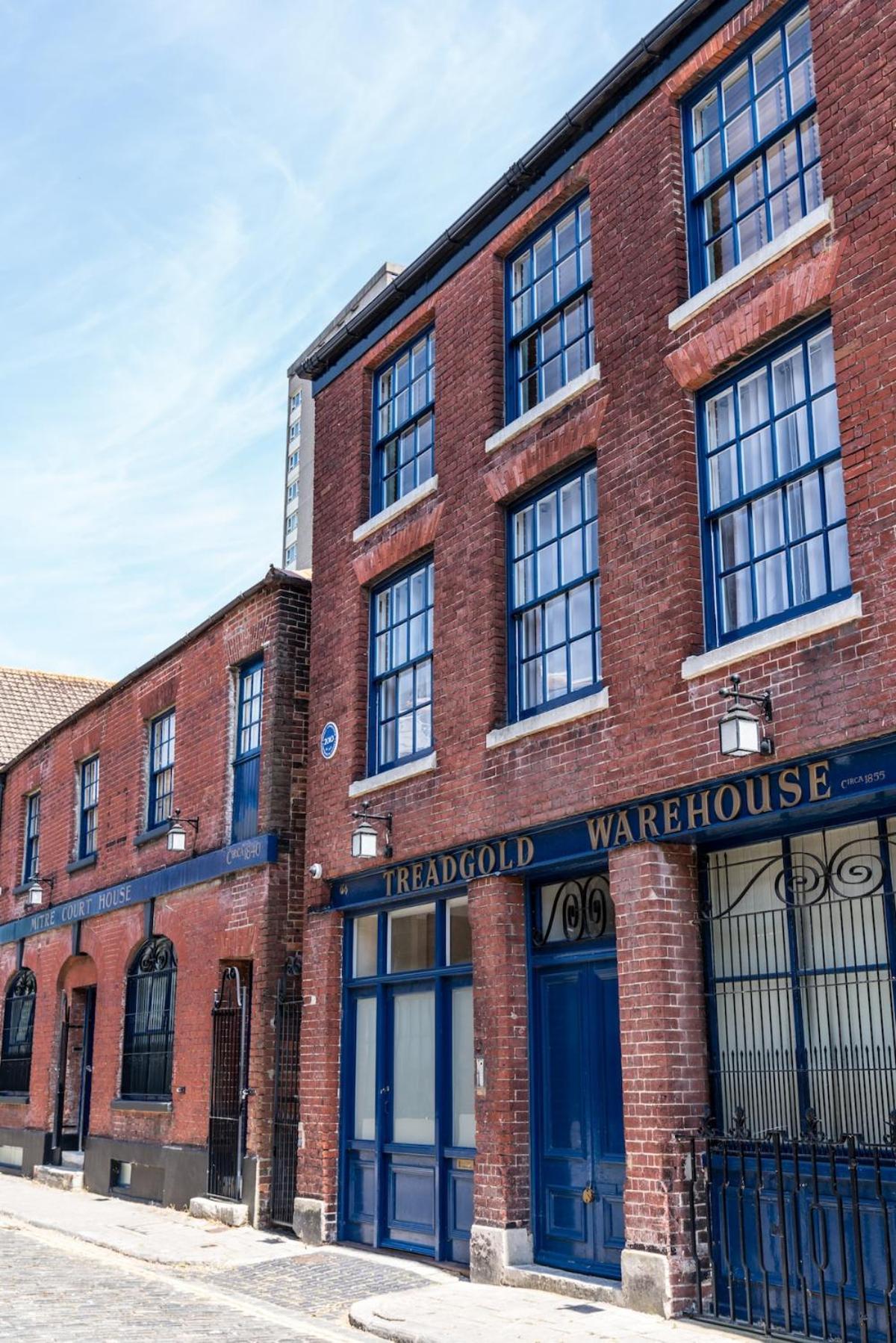 Treadgold Warehouse Penthouse *