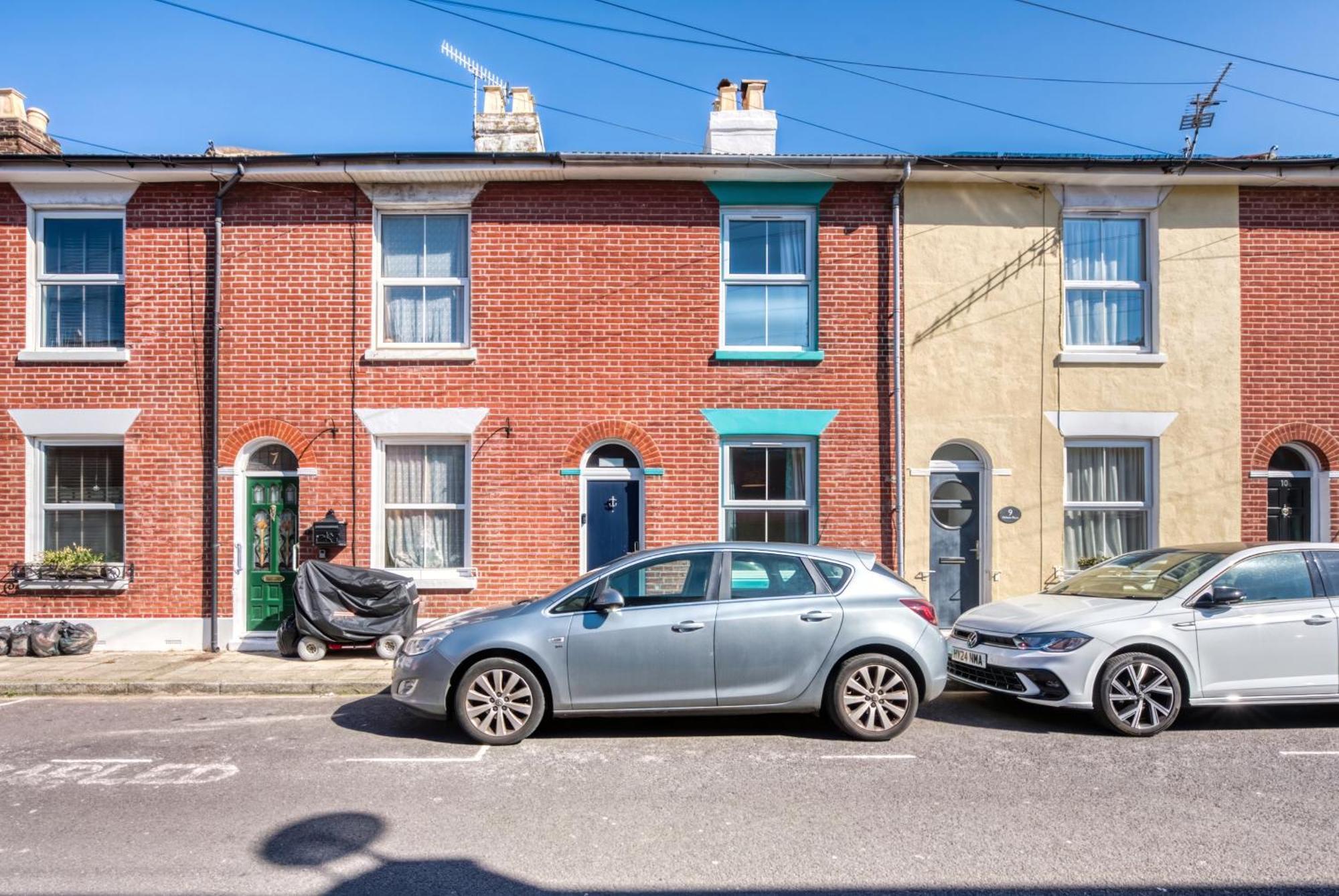 Holiday home Blue Puffin Stays: Spacious 3-bed Townhouse With Free Parking
