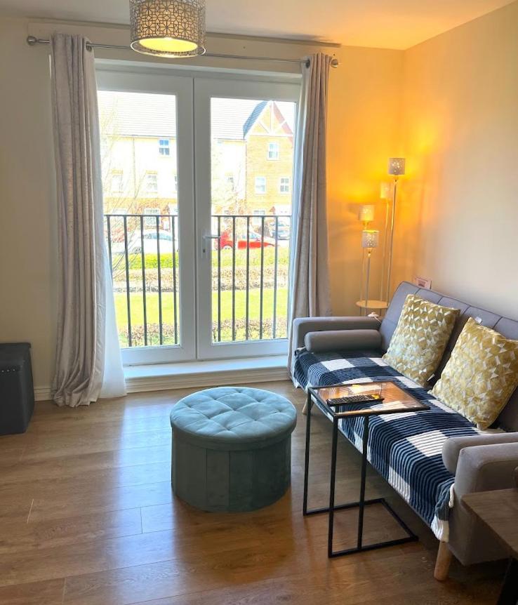Cosy Two Bedrooms Flat Suitable For A Short Trip * Portsmouth