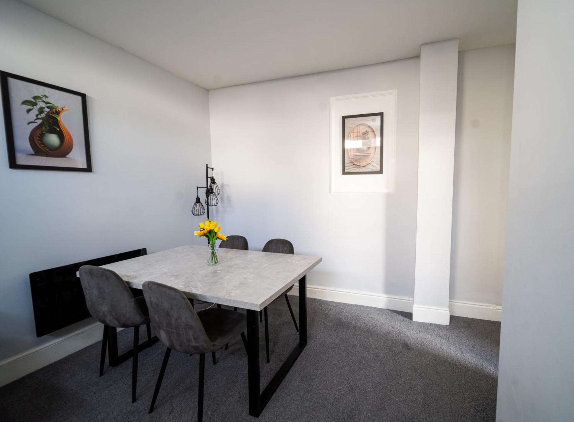 Open Mind - Cosy Flat With 2 Beds Apartment *