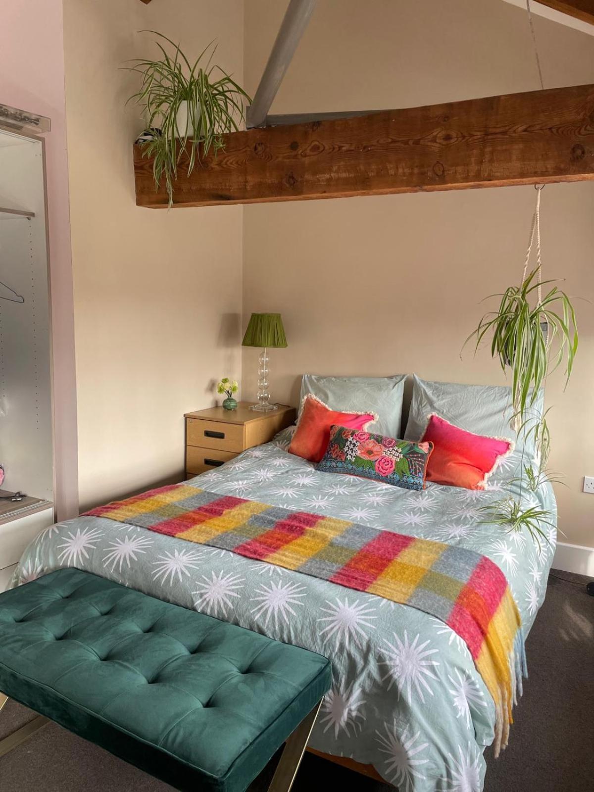 Treadgold Warehouse Penthouse *