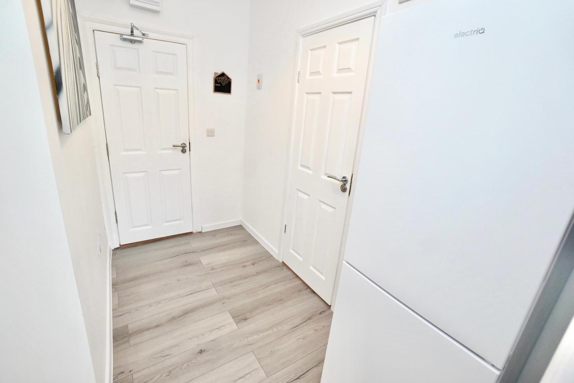 Large One Bedroom Southsea Sleeps 3 - Free Parking Portsmouth
