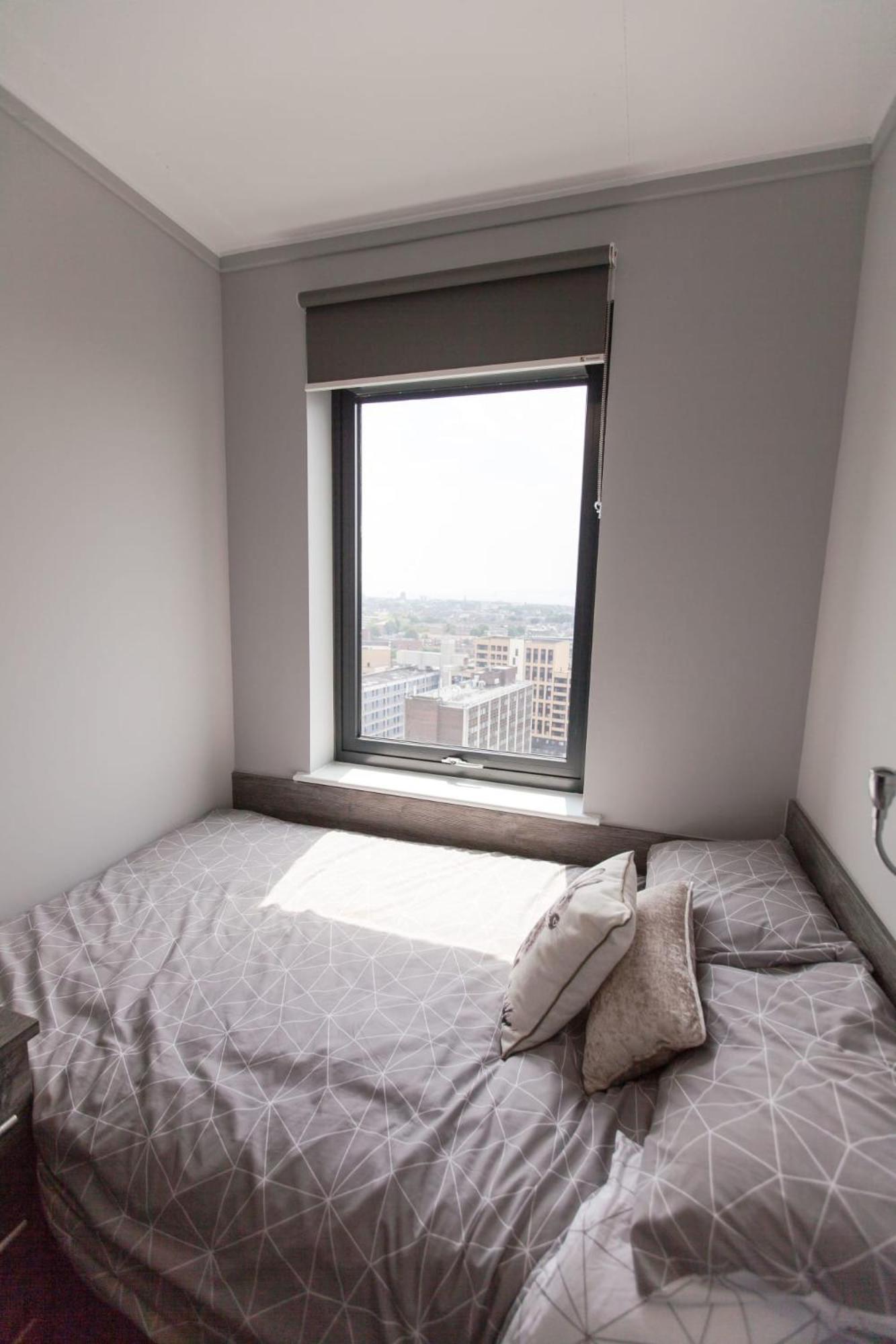 Apartment For Students Only Crown Place In Portsmouth