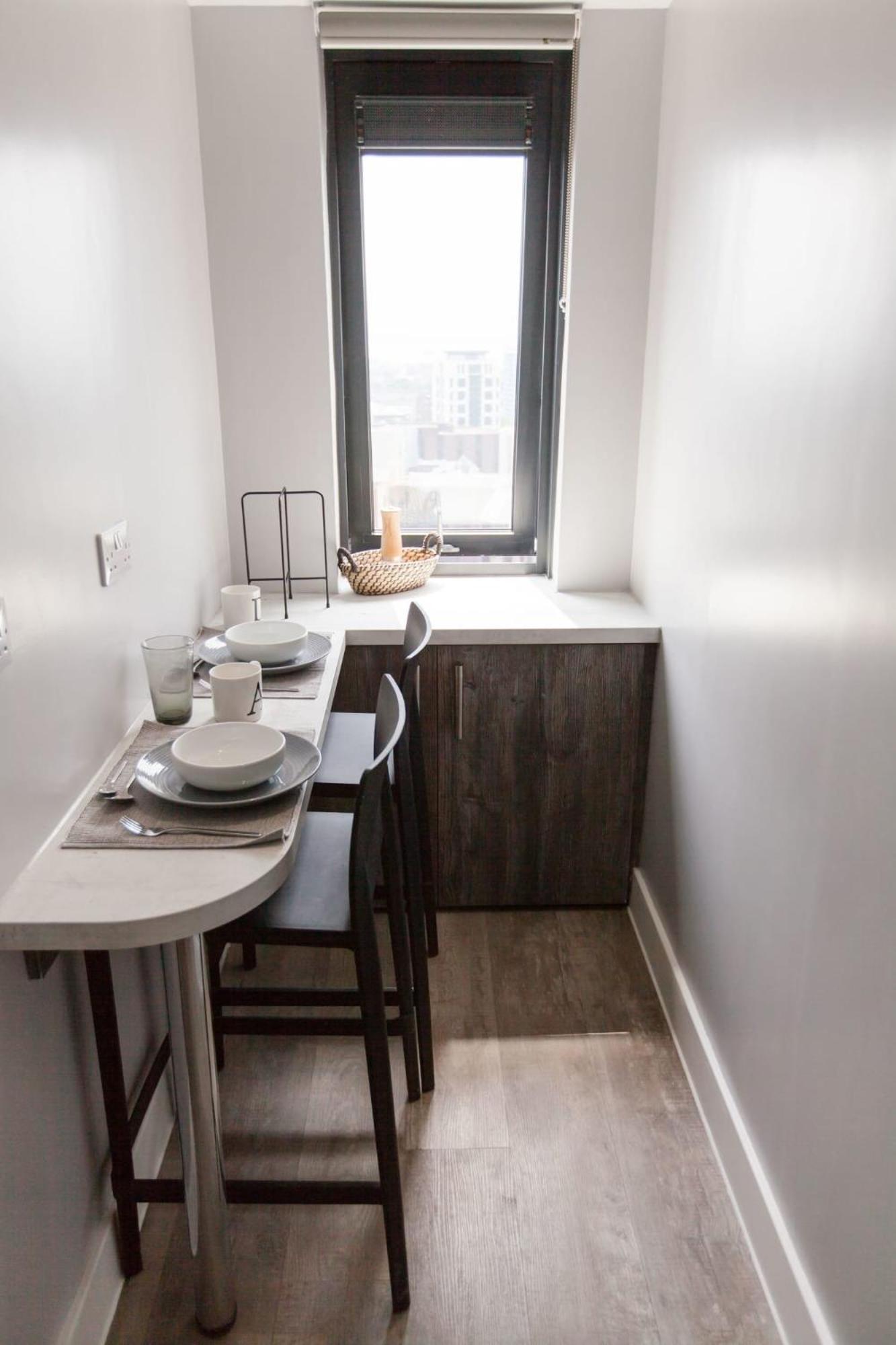 For Students Only Crown Place In Apartment *