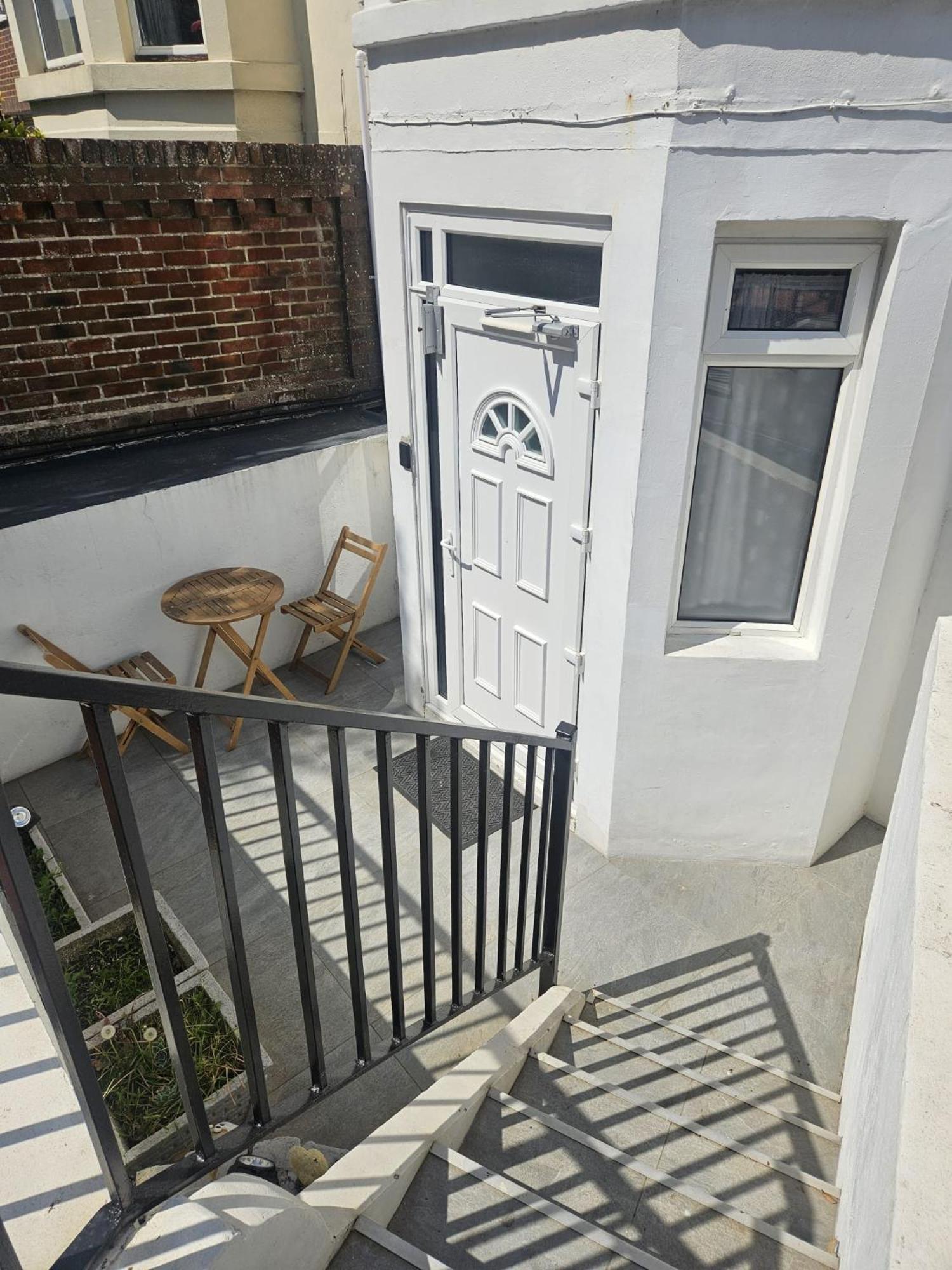By The Sea, - En With Sea View Possible, Parking Ev 22kw * Portsmouth