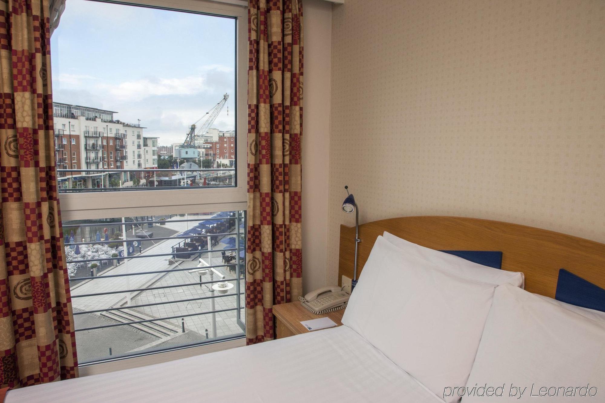 Express Gunwharf Quays By Ihg Hotel Portsmouth