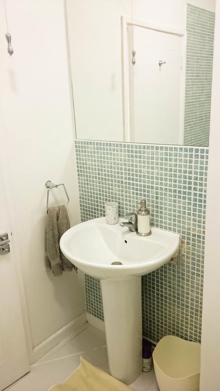 Stones Throw From The - Stunning Sea View Apartment