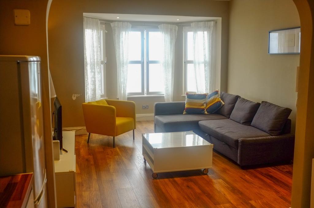 Apartment Stones Throw From The - Stunning Sea View