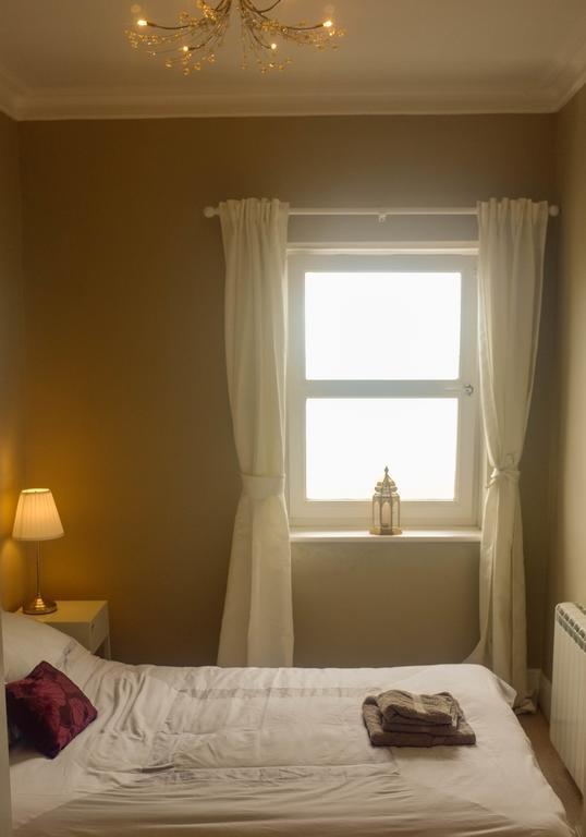 Stones Throw From The - Stunning Sea View Apartment *