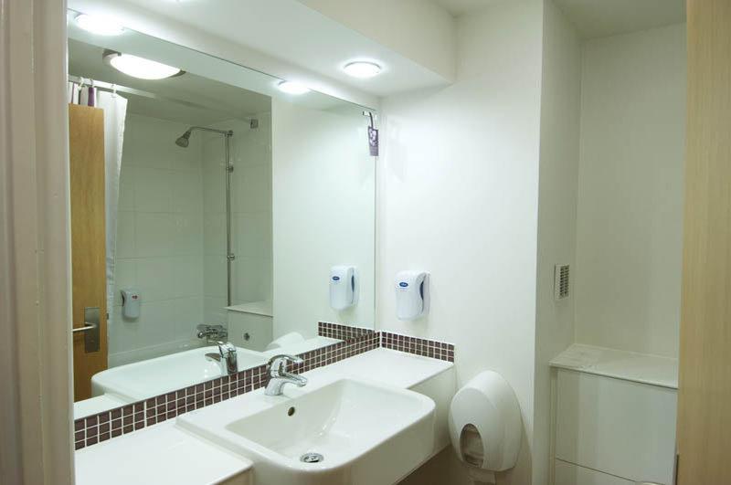 Guest house Premier Southsea 3*