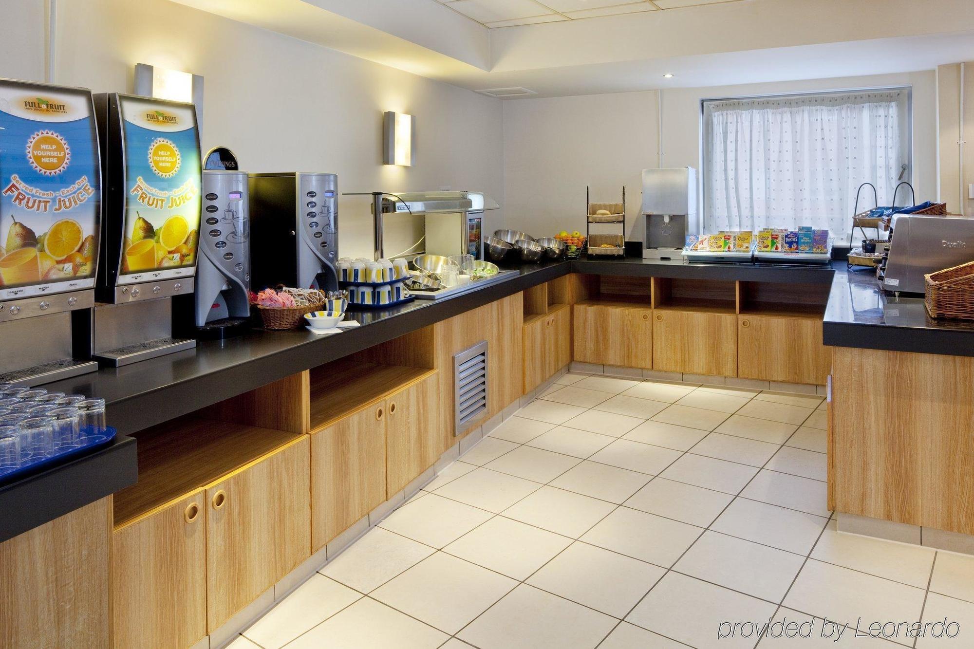Hotel Express Gunwharf Quays By Ihg Portsmouth