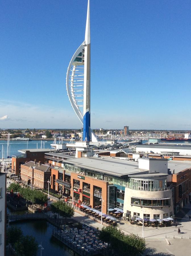 Gunwharf Quays Harbour *