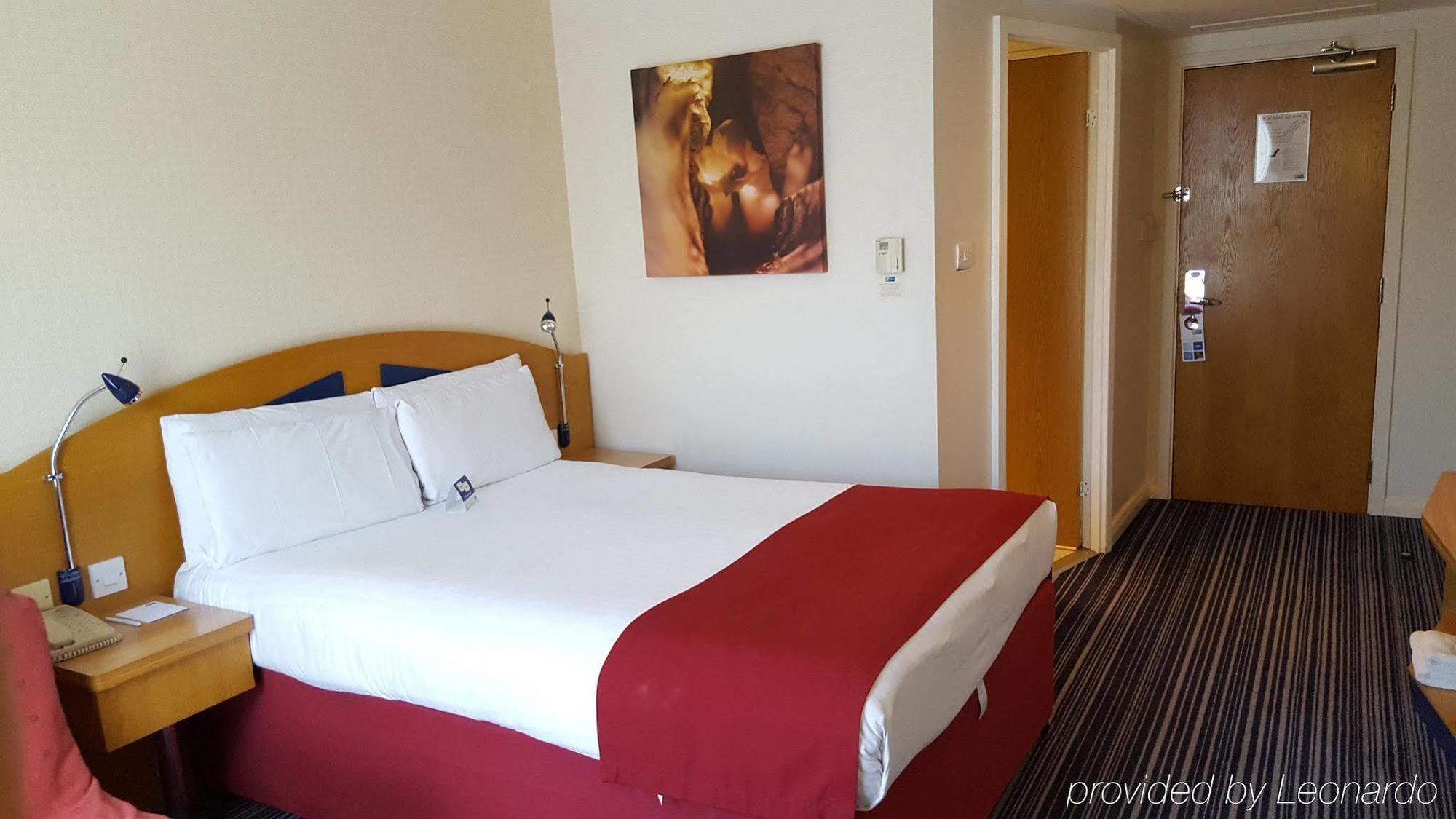 Express Gunwharf Quays By Ihg Hotel Portsmouth