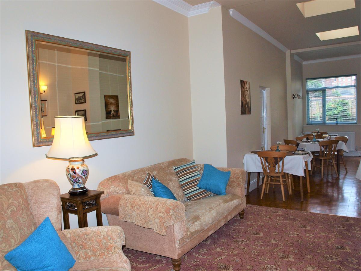 St. Margaret's 4*
