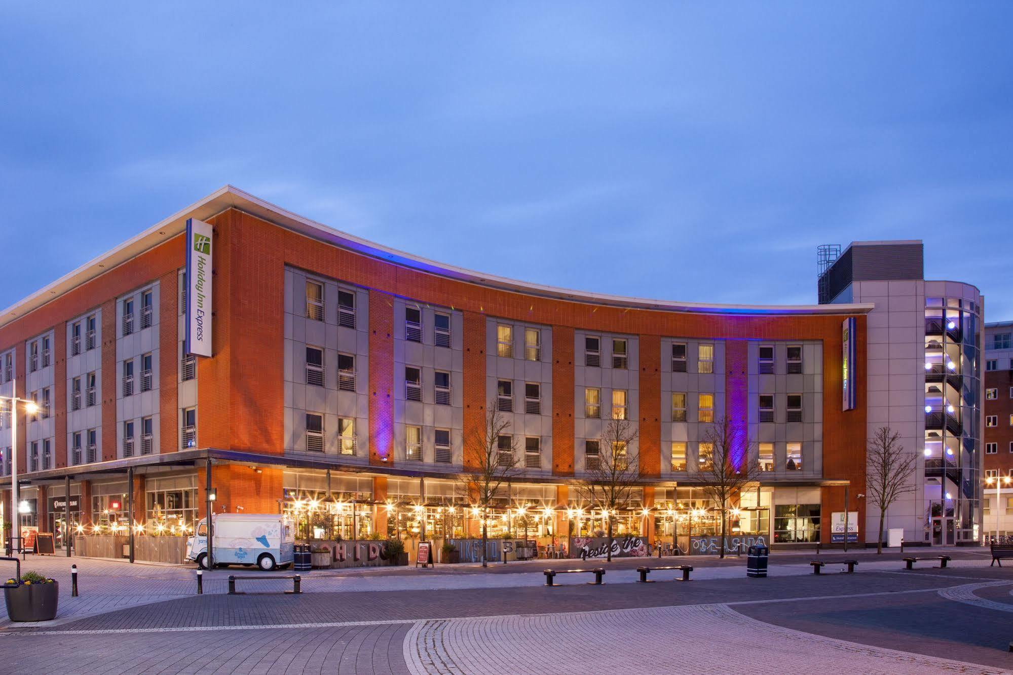Express Gunwharf Quays By Ihg Portsmouth