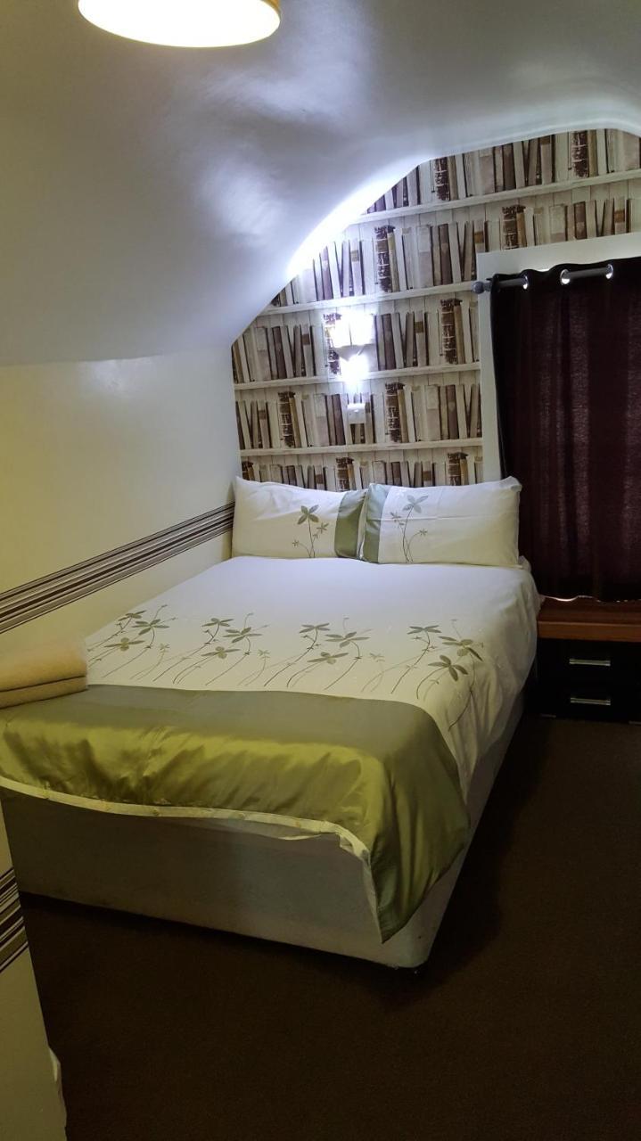 Budget - Are En-suite