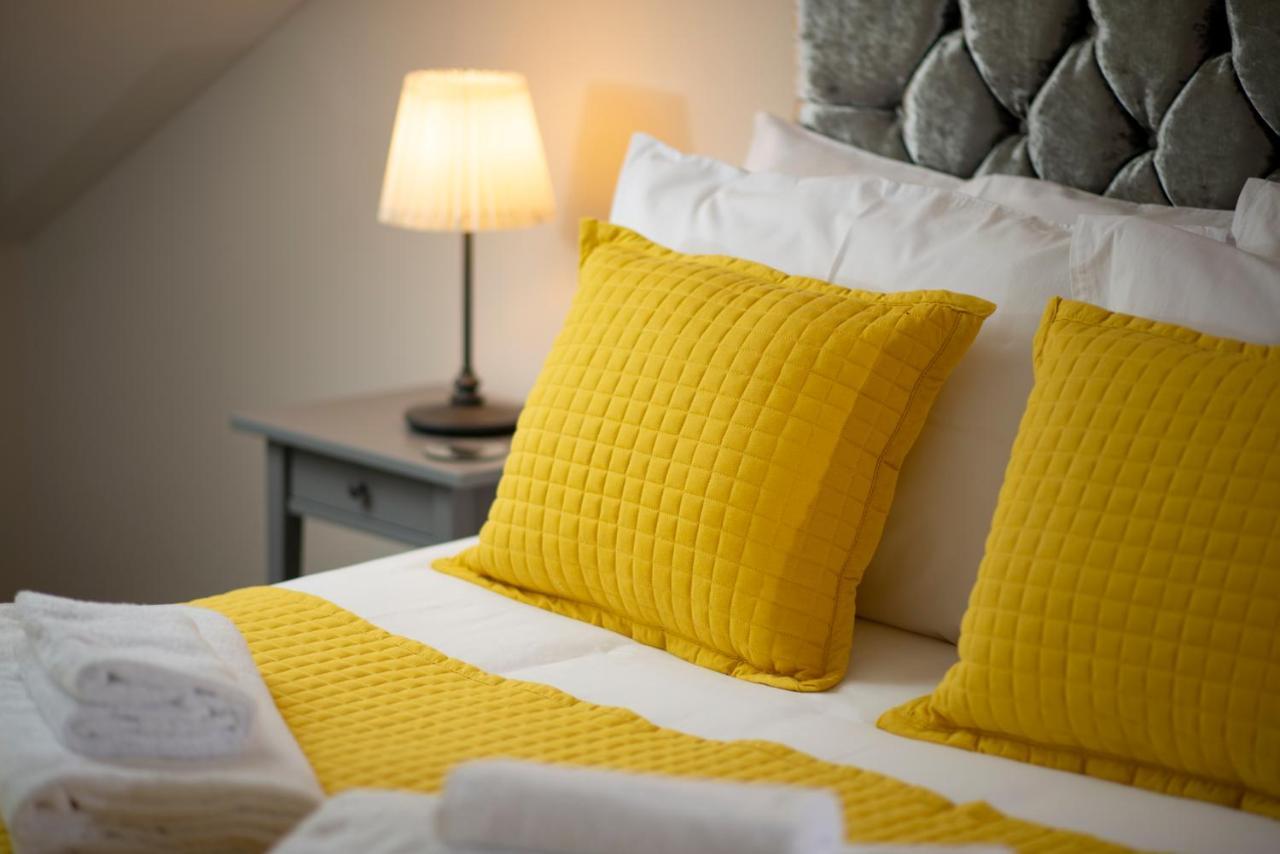 Harold House - Modern Open Plan 4 Bedroom, 3 Bathroom House In Southsea, Apartment