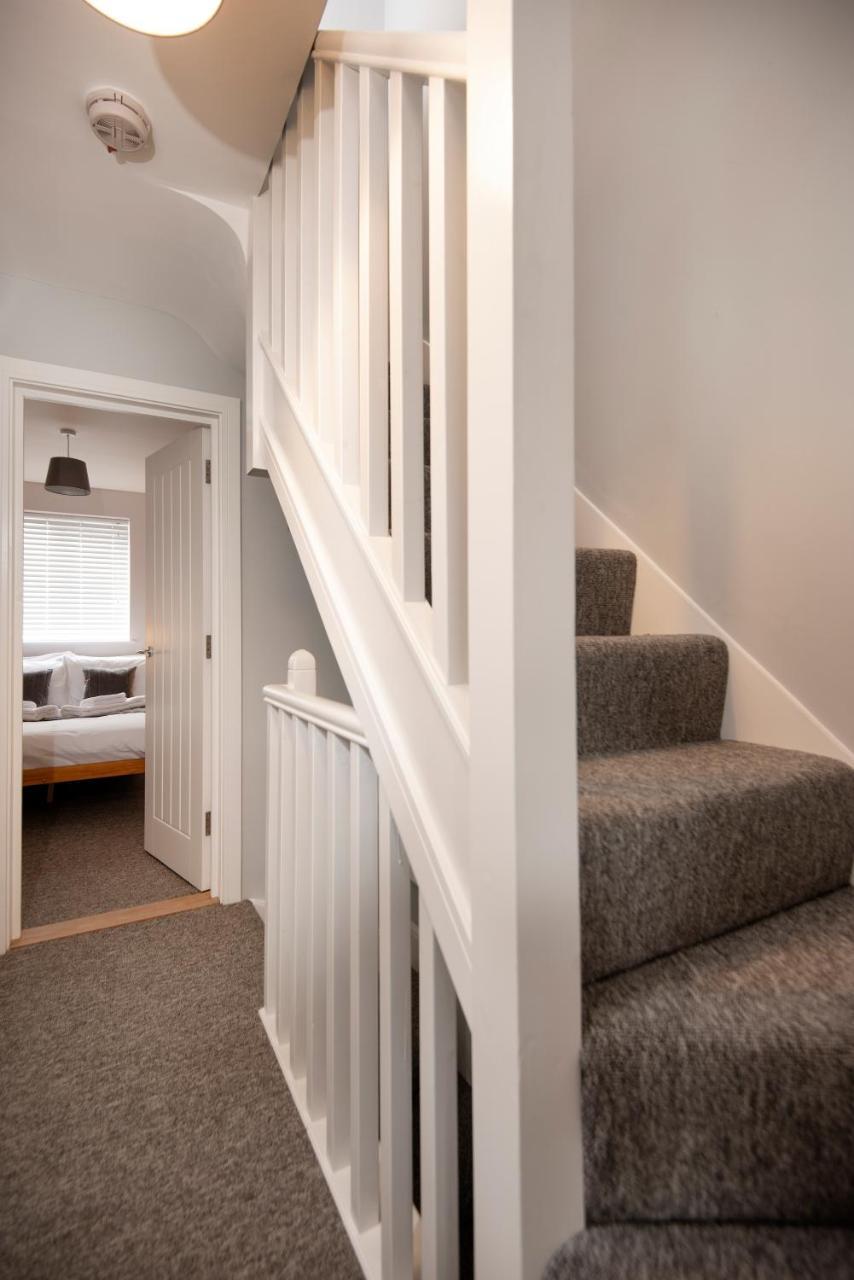 Apartment Harold House - Modern Open Plan 4 Bedroom, 3 Bathroom House In Southsea, Portsmouth