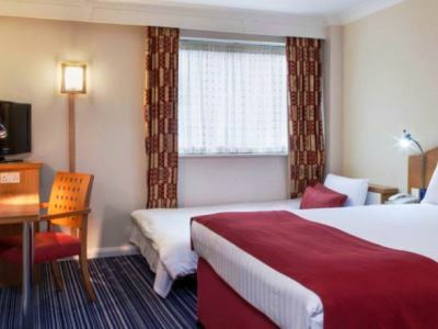 Express Gunwharf Quays By Ihg Hotel 3*